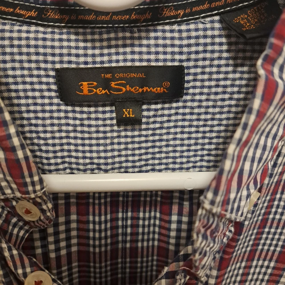Ben Sherman button down - Picture 2 of 3